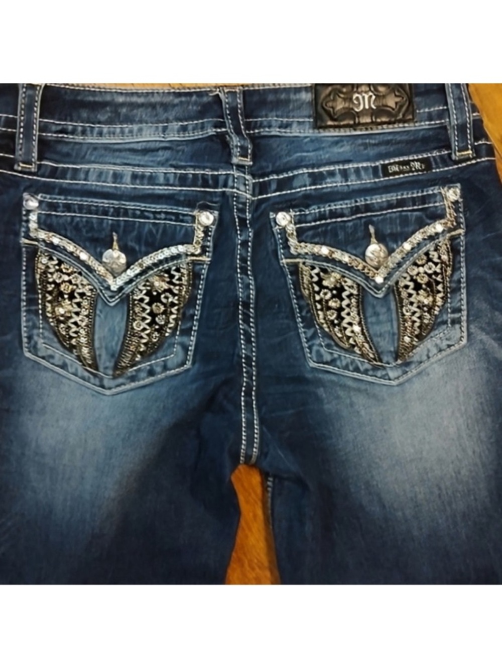 Gorgeous Miss Me Chloe Boot Jeans With Wing Embellishments 34” Inseam
